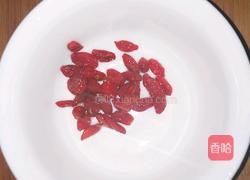 银耳红枣枸杞汤的做法图解6