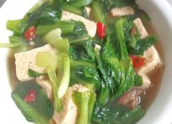 冻豆腐炖小白菜