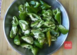 尖椒肉片的做法图解2