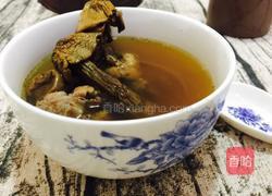 松茸菌瑶柱菜干猪骨汤的做法图解7
