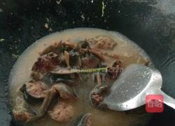 萝卜干鲶鱼汤的做法图解6