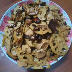 莲藕烧肉丸