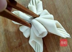 枣花馍（造型步骤）的做法图解5