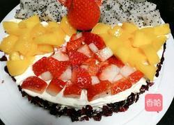 蓝风车草莓水果蛋糕的做法图解7