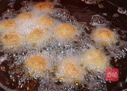 炸肉丸子的做法图解15