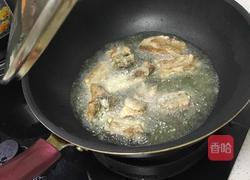 糖醋排骨的做法图解3