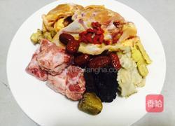 当归熟地鸡汤的做法图解1