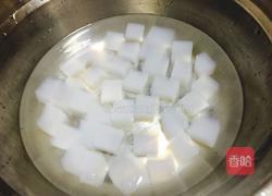马蹄椰果淮山糖水的做法图解3