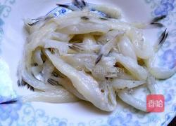 干炸银鱼的做法图解1