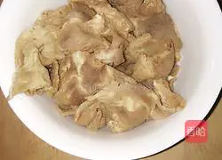 Illustration of how to make beef and vegetable fried noodles 7