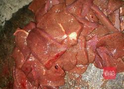 蒜蓉炒猪肝的做法图解1