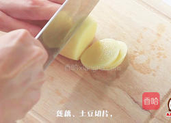 下饭神器,快手麻辣干锅!的做法图解1