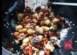 重庆辣子鸡的做法图解9