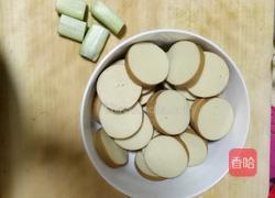 榨菜豆腐卷的做法图解1