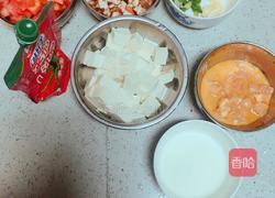番茄炖豆腐的做法图解1