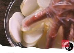 酸辣萝卜的做法图解2