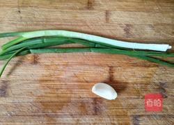 萝卜丝拌甘蓝的做法图解2