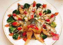 清蒸开屏大黄鱼的做法图解7