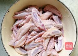 蒜香卤鸡翅尖的做法图解1