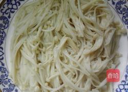 凉拌金针菇的做法图解3