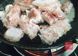 瑶柱菜干排骨粥的做法图解3