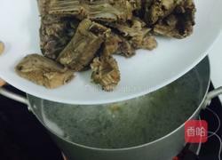 瑶柱菜干排骨粥的做法图解7