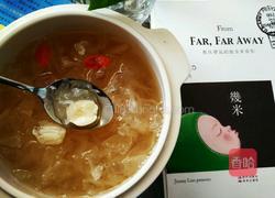 银耳莲子枸杞羹的做法图解7