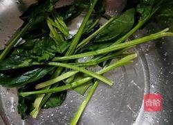 菠菜鸡蛋面的做法图解2