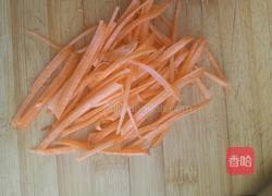 芹菜叶小咸菜的做法图解1