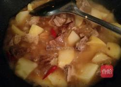 土豆焖牛腩的做法图解6