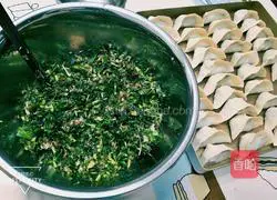 Illustration of how to make shepherd's purse dumplings 15