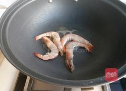 鲜虾翡翠白玉汤的做法图解4