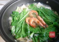 鲜虾翡翠白玉汤的做法图解6