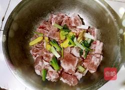 粉蒸糯米排骨的做法图解1