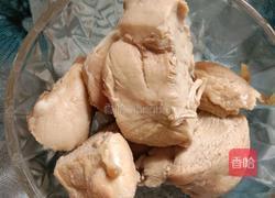 凉拌鸡胸肉的做法图解1