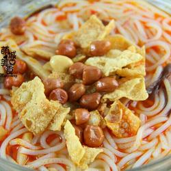 一碗香辣诱人的螺蛳粉的做法[图]