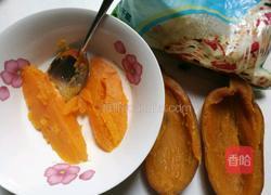 芝士培根焗红薯的做法图解3