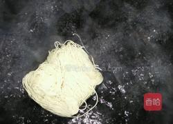 牛肉蔬菜竹升面的做法图解2