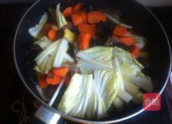 腊肠蔬菜煲的做法图解7