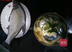 红烧扁鱼的做法图解1