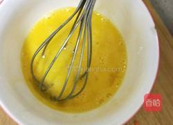 虾皮胡萝卜鸡蛋糕的做法图解2