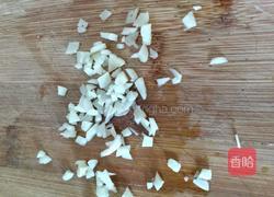 木耳山药炒鸡胸肉的做法图解1