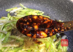 补肾健胃~红油烧烤味孜然韭黄的做法图解9