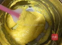 戚风蛋糕的做法图解10