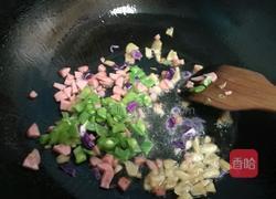 荷兰豆火腿蛋炒饭的做法图解6