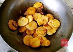 猪肉烧土豆片的做法图解7