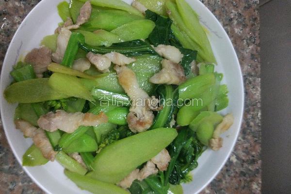 五花肉炒介兰