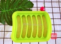 宝宝西兰花鸡肉肠的做法图解5