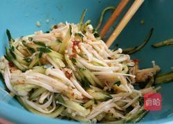 香辣金针菇的做法图解12