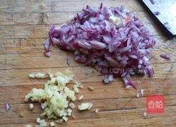 茄汁螺旋意面的做法图解4